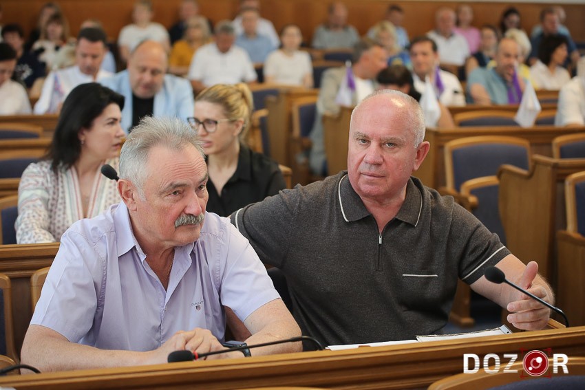Сесія Кіровоградської обласної ради в обличчях (ФОТО)