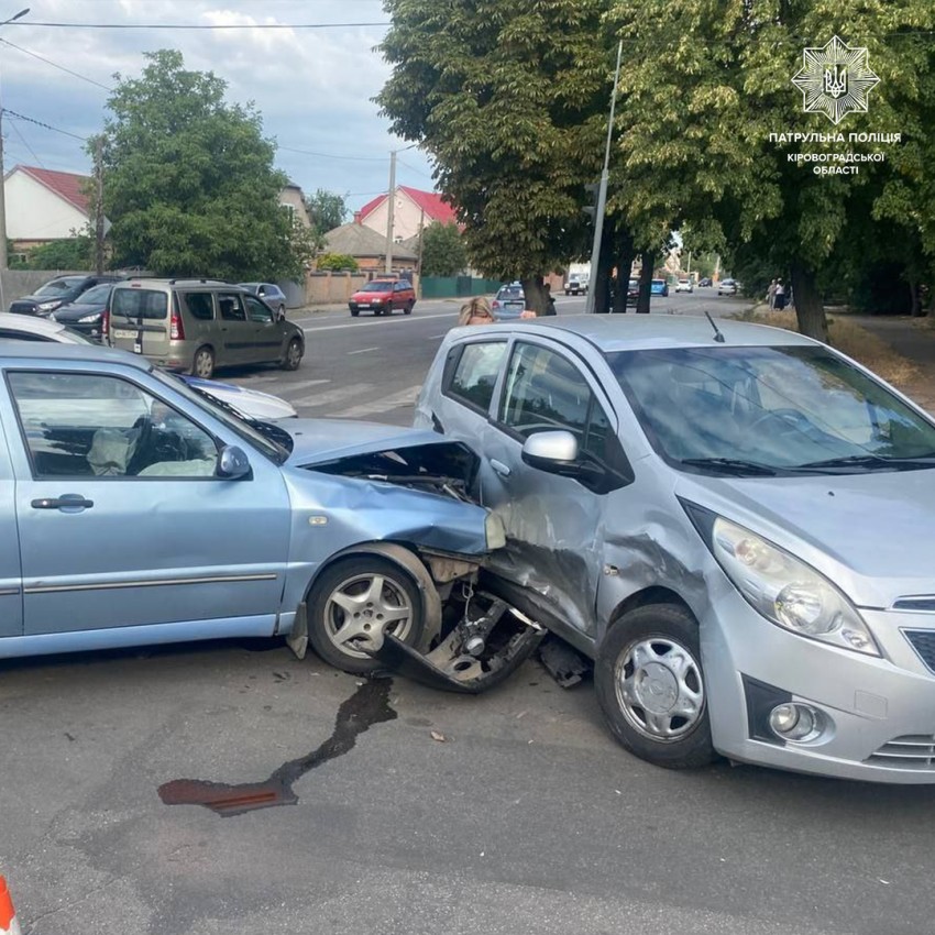 ДТП у Кропивницькому: не  та (ФОТОФАКТ)