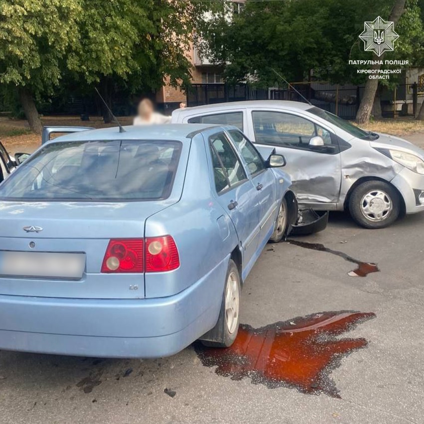 ДТП у Кропивницькому: не  та (ФОТОФАКТ)