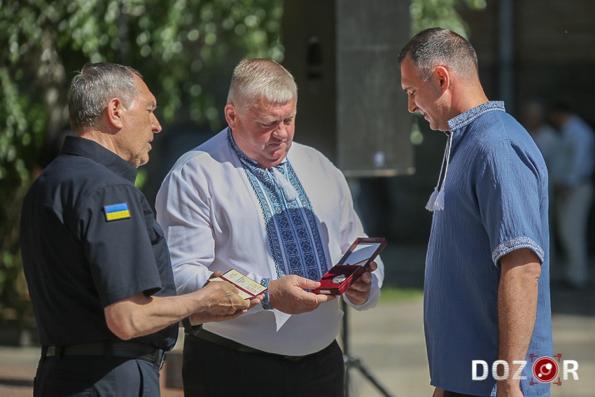 30-річчя Конституції України: відзначили жителів Кіровоградщини (ФОТО)