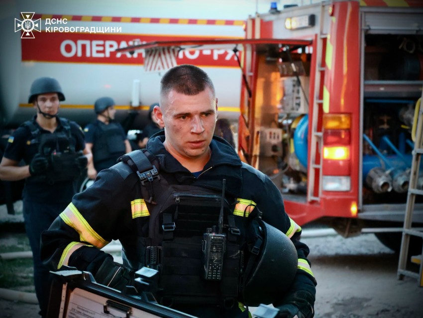 Ворожа атака на Кіровоградщину: виникла пожежа на одному з підприємств