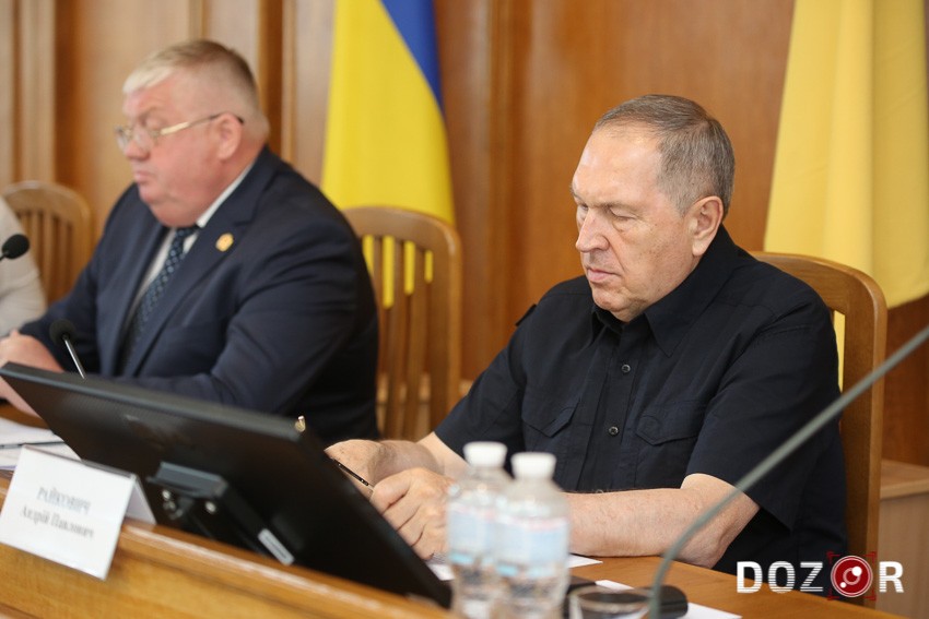 Сесія Кіровоградської обласної ради в обличчях (ФОТО)