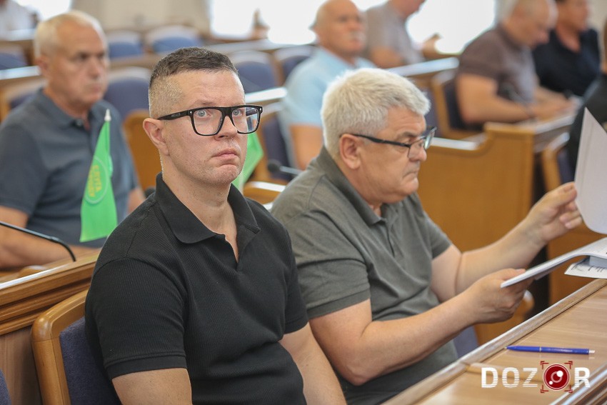 Сесія Кіровоградської обласної ради в обличчях (ФОТО)