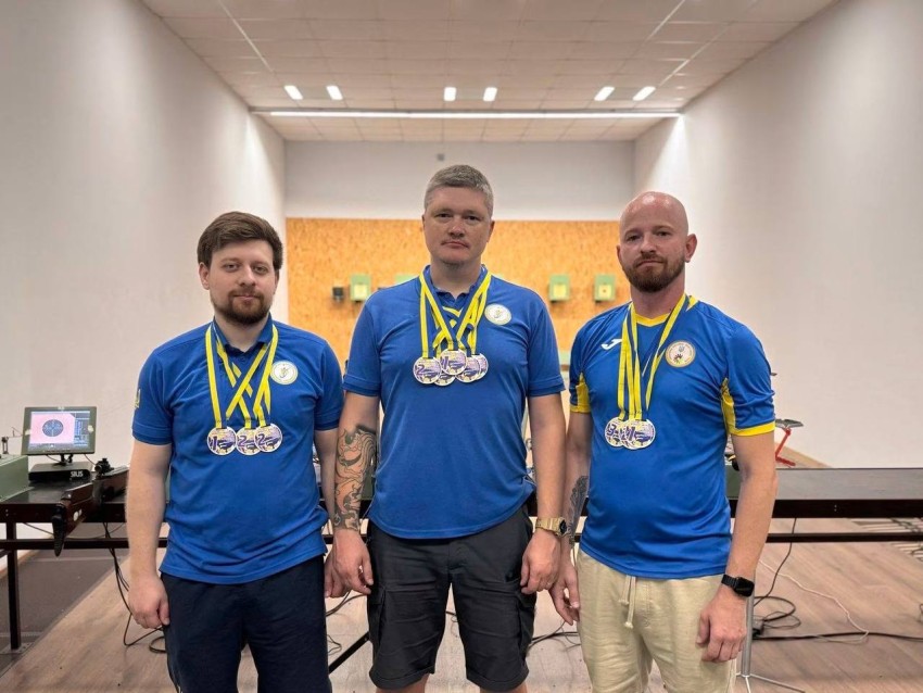 Дев’ять медалей і рекорд України: як спортсмени Кіровоградщини виступили на чемпіонаті зі стрільби