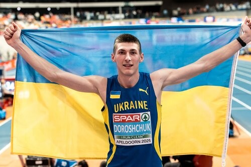 Двоє представників Кіровоградщини отримали державні нагороди до Дня Української Державності