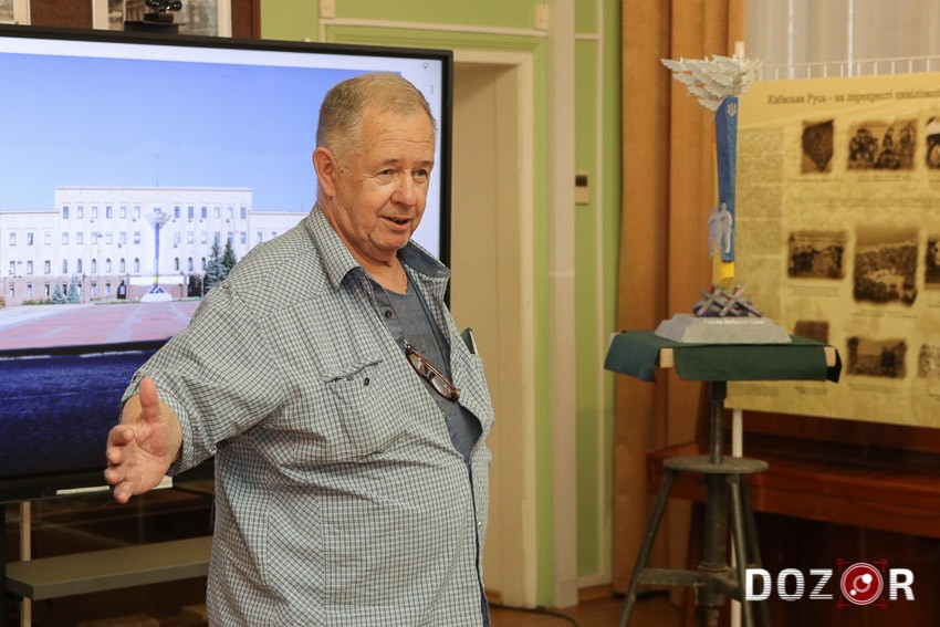 У Кропивницькому презентували макет майбутнього пам’ятника Героям Небесної сотні (ФОТО)