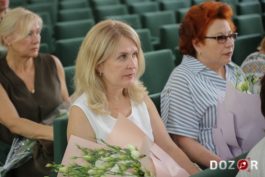 Медиків Кіровоградщини відзначили з нагоди професійного свята: хто отримав нагороди (ФОТО)