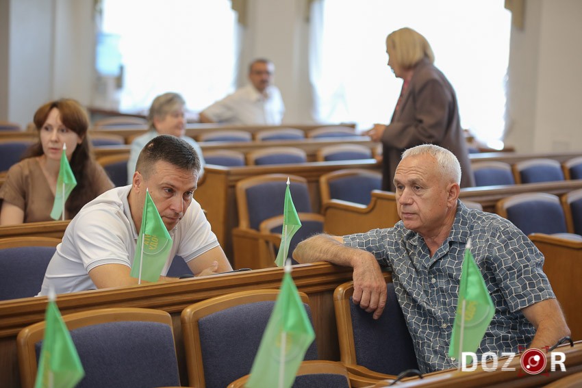 Сесія Кіровоградської обласної ради в обличчях (ФОТО)