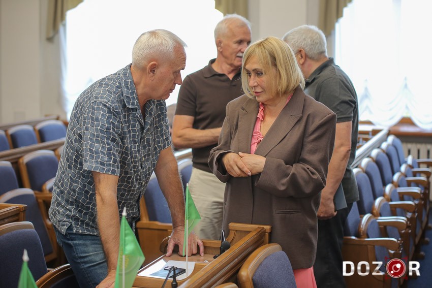Сесія Кіровоградської обласної ради в обличчях (ФОТО)