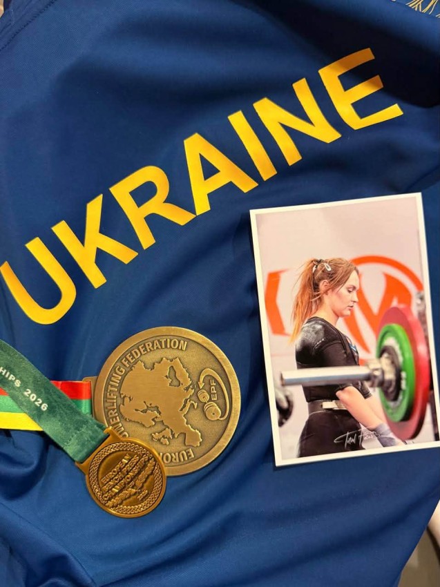 Тренерка з Кропивницького стала призеркою чемпіонату Європи з пауерліфтингу