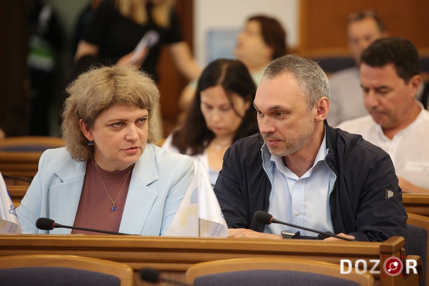 Сесія Кіровоградської обласної ради в обличчях (ФОТО)