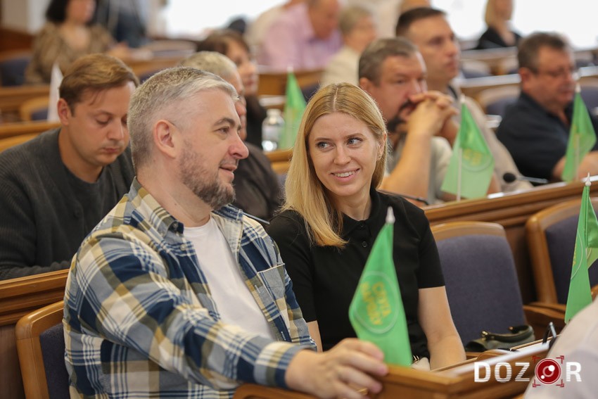 Сесія Кіровоградської обласної ради в обличчях (ФОТО)