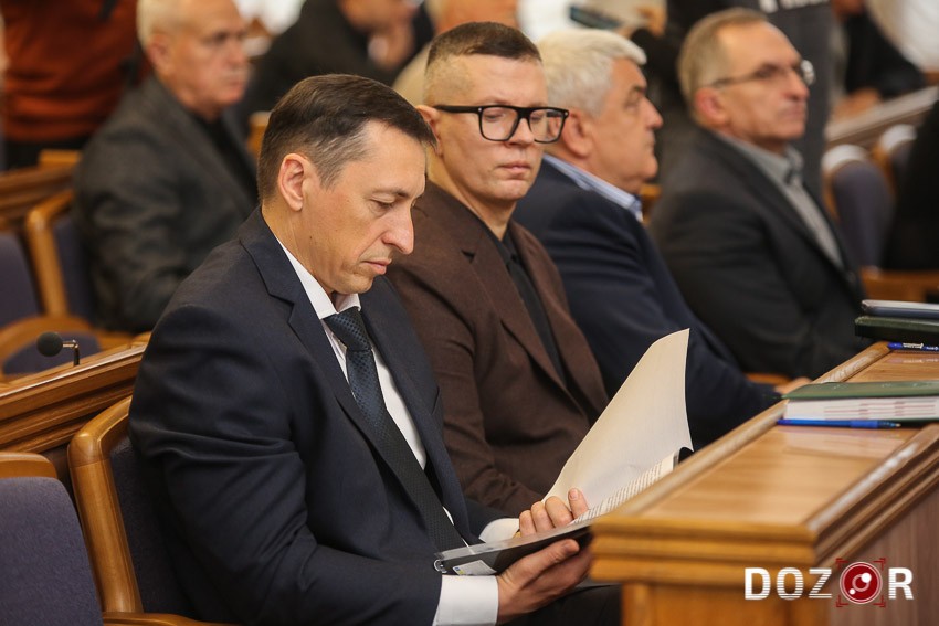 Сесія Кіровоградської обласної ради в обличчях (ФОТО)