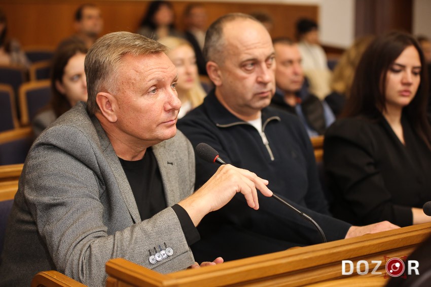 Сесія Кіровоградської обласної ради в обличчях (ФОТО)