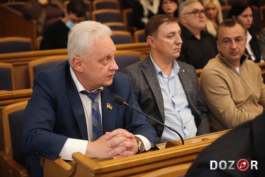 Сесія Кіровоградської обласної ради в обличчях (ФОТО)