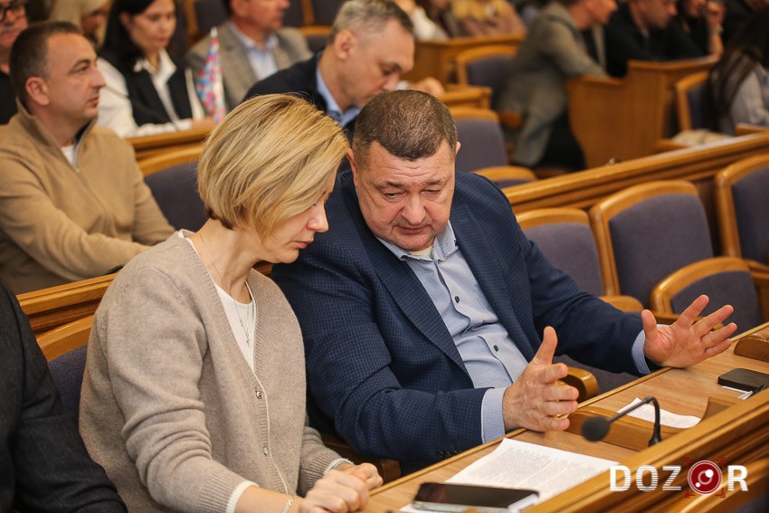 Сесія Кіровоградської обласної ради в обличчях (ФОТО)