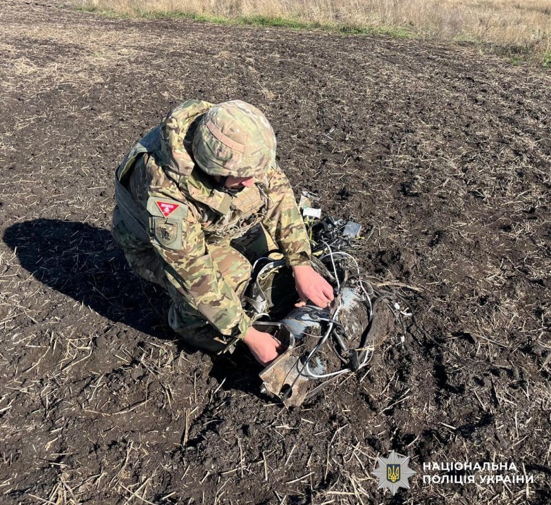 На Кіровоградщині знайшли уламки безпілотника з бойовою частиною