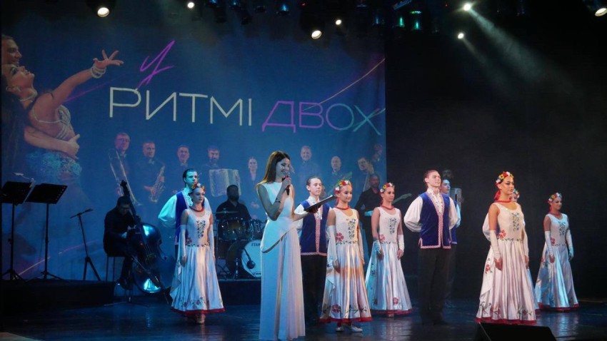 У Кропивницькому відбувся концерт «У ритмі двох» за участі «Єлисавет-ретро» та «Конвалії» (ФОТО)